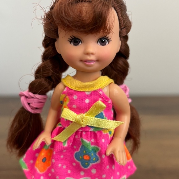 VINTAGE M& C Paula Collection Doll Pink Dress Brown Hair 4.25" - Picture 9 of 9